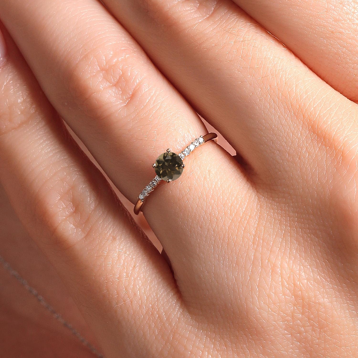 Gem Stone King 10K Yellow Gold Brown Smoky Quartz and White Lab Grown Diamond Engagement Ring For Women (0.31 Cttw, Round 4MM, Gemstone Birthstone)