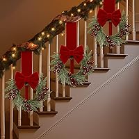 Vista 3 de 4 mini coronas de Navidad de 8 pulgadas, pequeñas para gabinetes de cocina, ventana, puerta delantera, bayas rojas artificiales y piñas, anillos