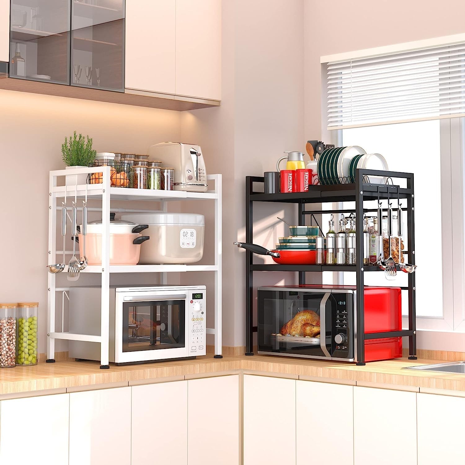 Soporte Extensible para Horno de Microondas, Estante para Horno de Microondas Ajustable, Rejilla para encimera de Cocina Organizador Estanteria Mueble con 6 Ganchos (3 Niveles, Negro)