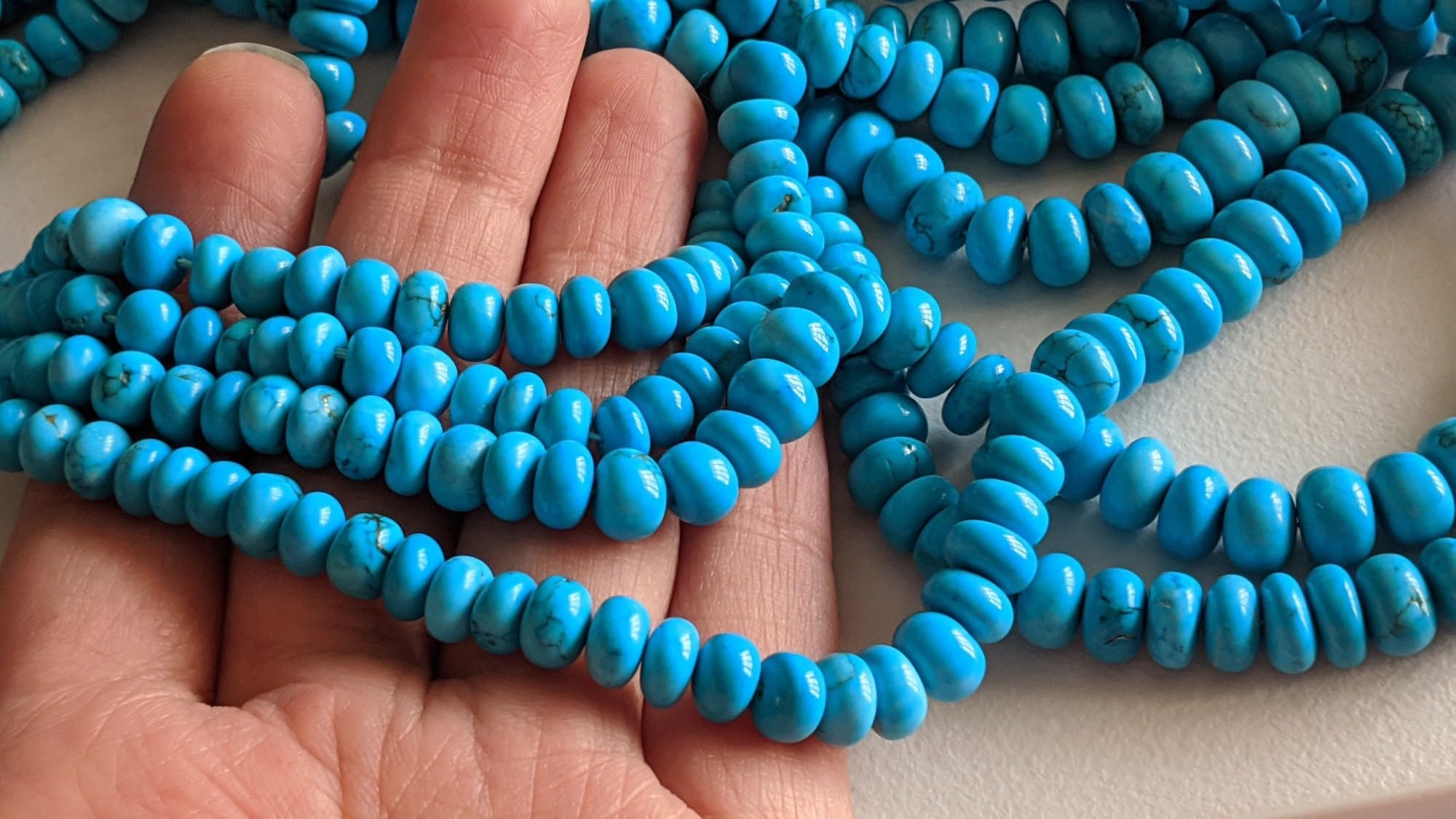 Damskie 6-8 mm Howlite Turkusowe zwykłe koraliki Rondelle, zwykłe koraliki Rondelle, chińskie turkusowe koraliki do biżuterii 8 cali, 74 szt