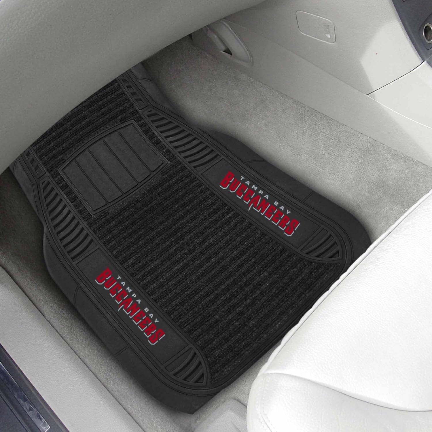 FANMATS NFL Unisex-Adult Tampa Bay Buccaneers Car Mat Set - Red/Pewter - 14" x 17" - Vinyl - Universal Fit - Passenger Car