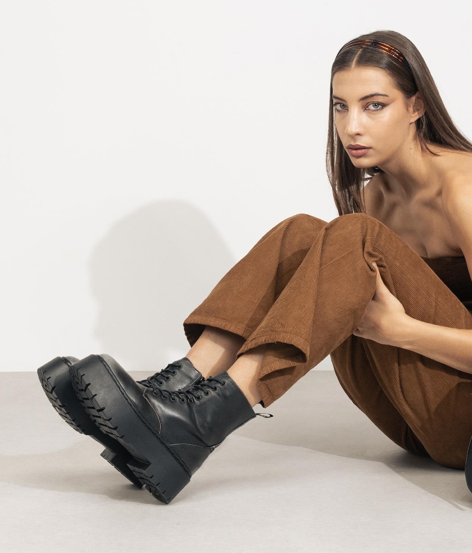 BOSANOVA Botas Militares Negras Punk para Mujer Cordones Vertical Suela Plataforma 4.5 cm Cremallera Interior 39