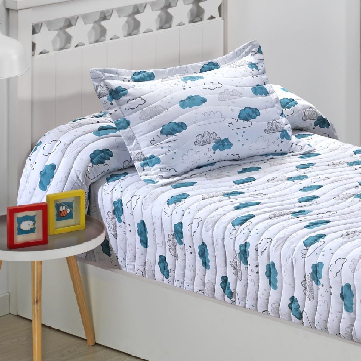 Colcha Bouti Ajustable Cama Nido Infantil y Juvenil de Verano Nubes Agua Color Único Talla Cama 90