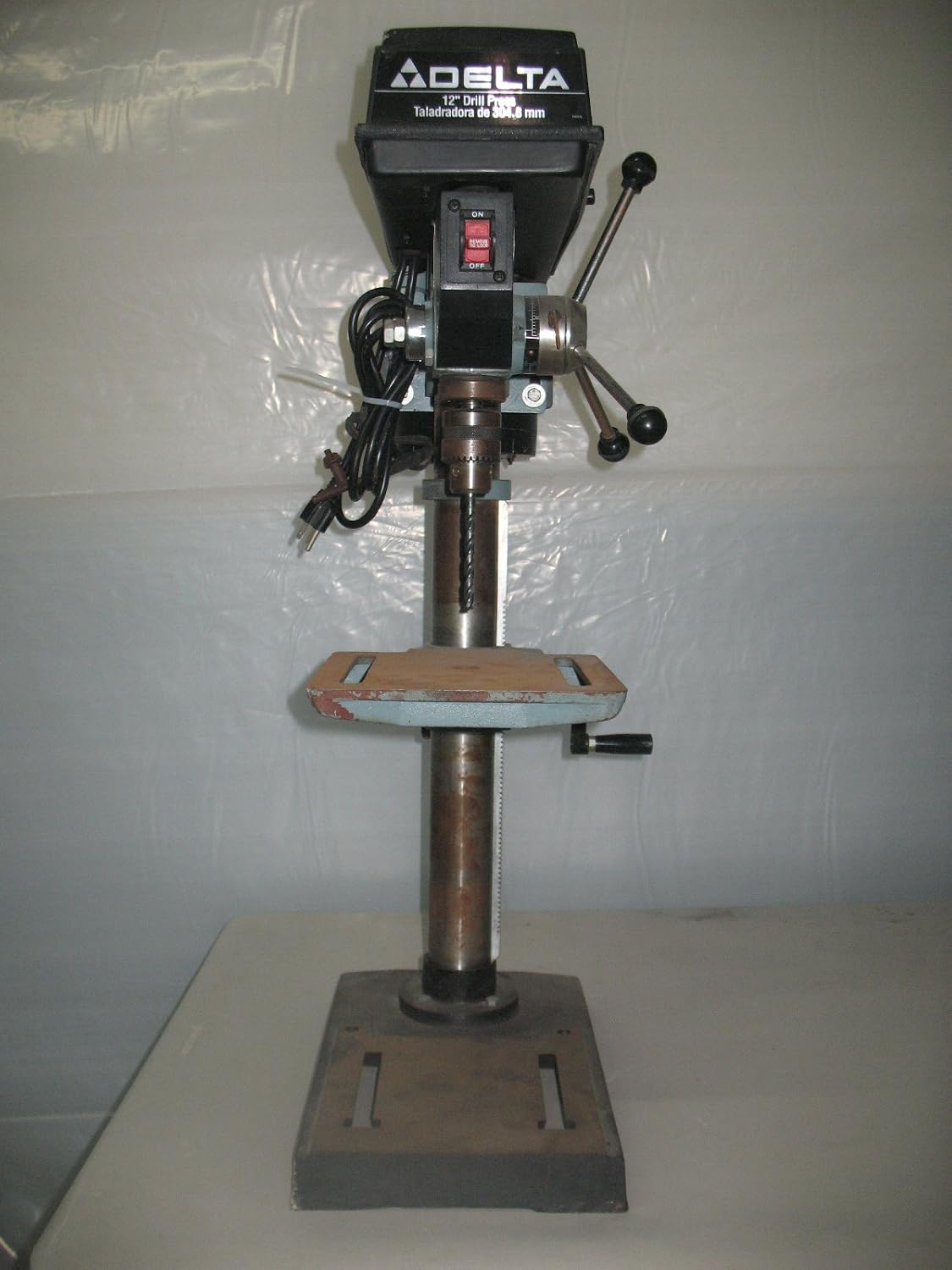 Amazon.com: Delta 11 – 990 12-Inch Bench Drill Press : Herramientas y  Mejoras del Hogar