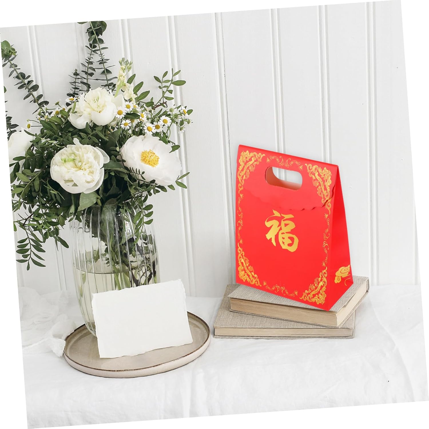 UWPOODYVVN 10pcs Chinese Red Year Pouches Handheld Paper Bags with Fu Character for Spring Festival and Party Favor WrappingNO.3323