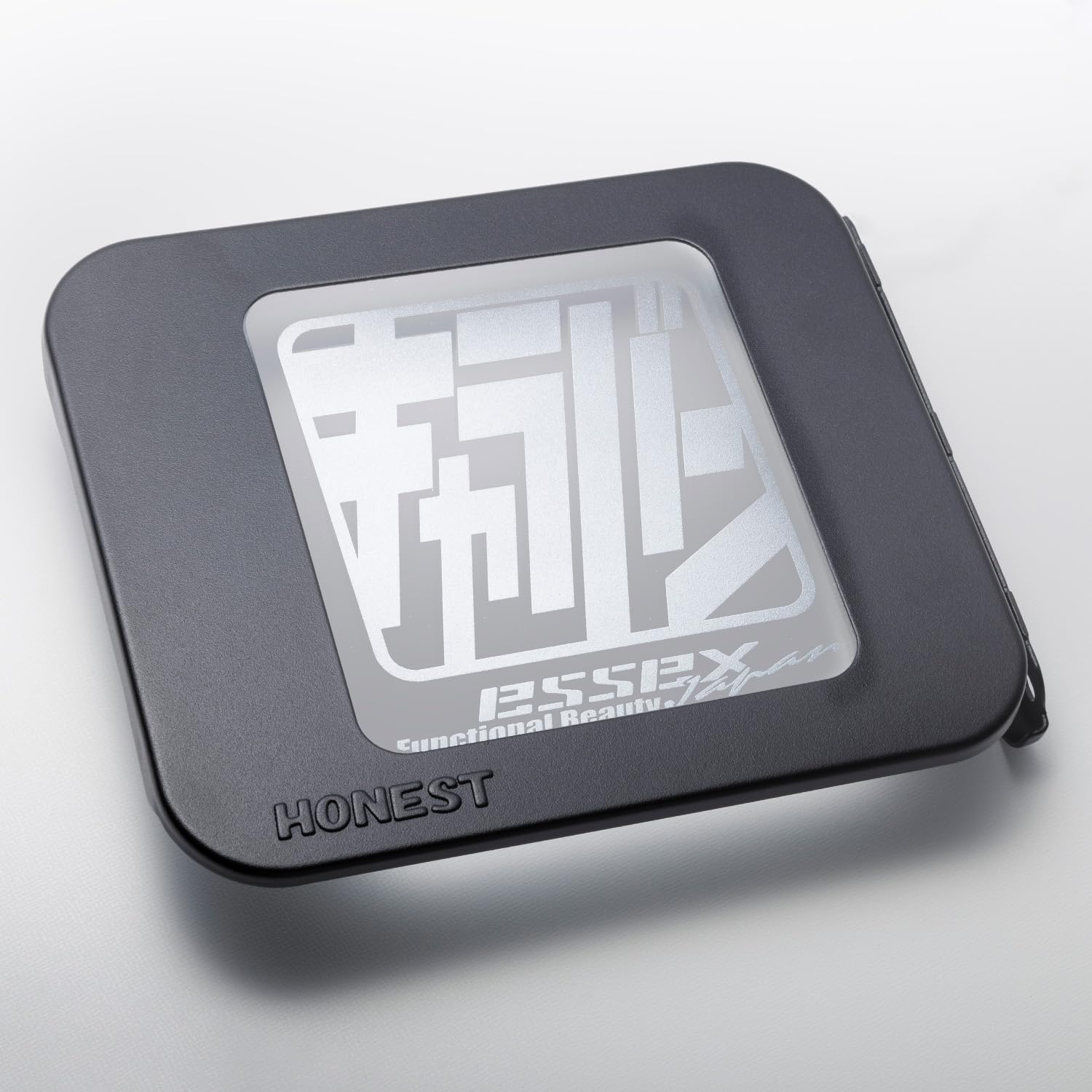 e25 テールランプガード　給油口カバーセット Amazon | キャラバン E25 純正タイプ テールランプ 左右セット