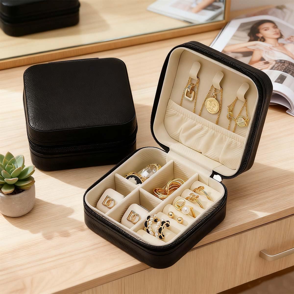 Travel Jewelry Box, Mini Travel Jewelry Case(Black)
