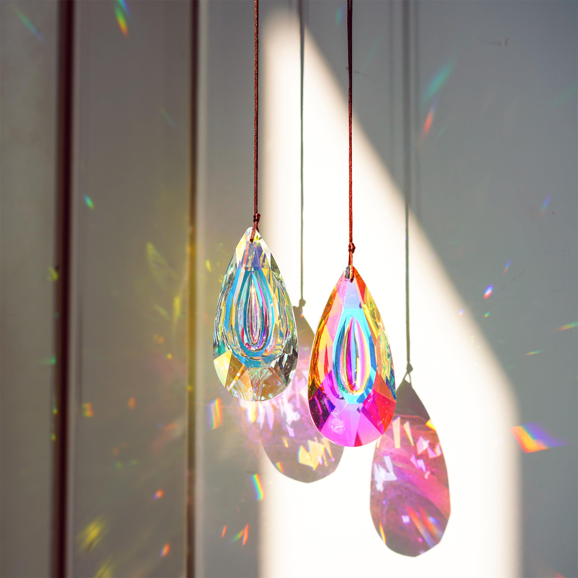 HDCRYSTALGIFTS Crystal Prisms Suncatchers Hanging Window Indoor Rainbow Maker Crystals for Home Garden Decoration Glass Ornaments for Christmas Tree 89mm 2 Pack - Image 4