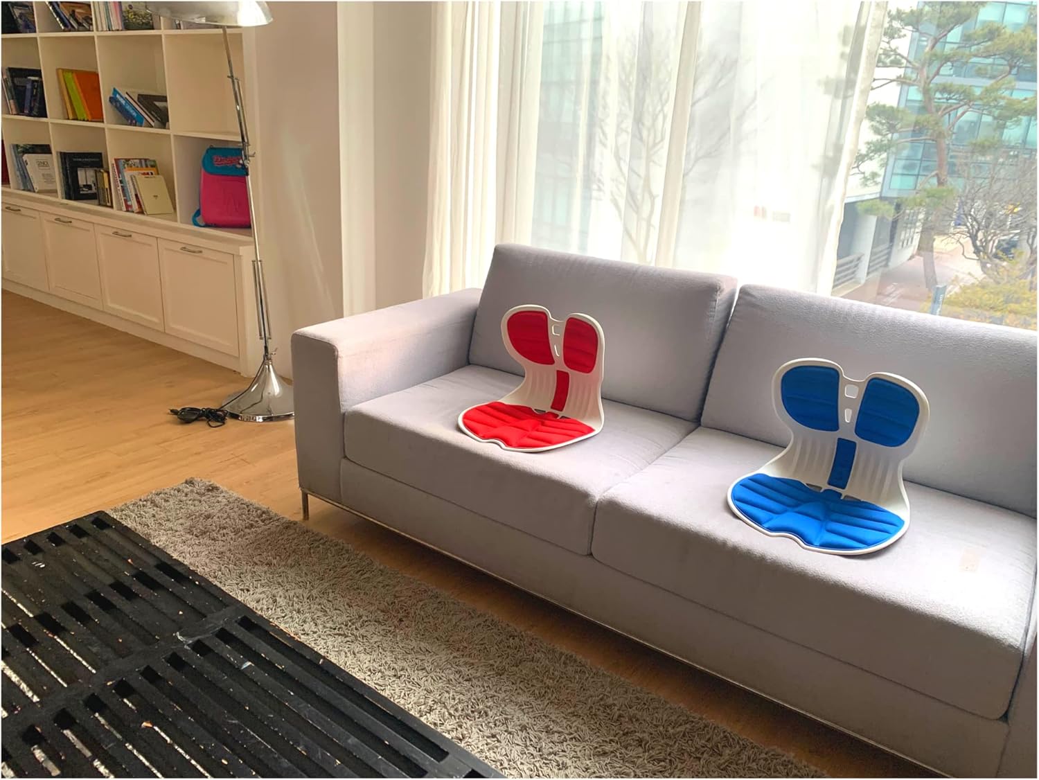 Cushion Flexible Back Support Pain Relief Simple Use Posture Corrector Combi Office Chair (Black)