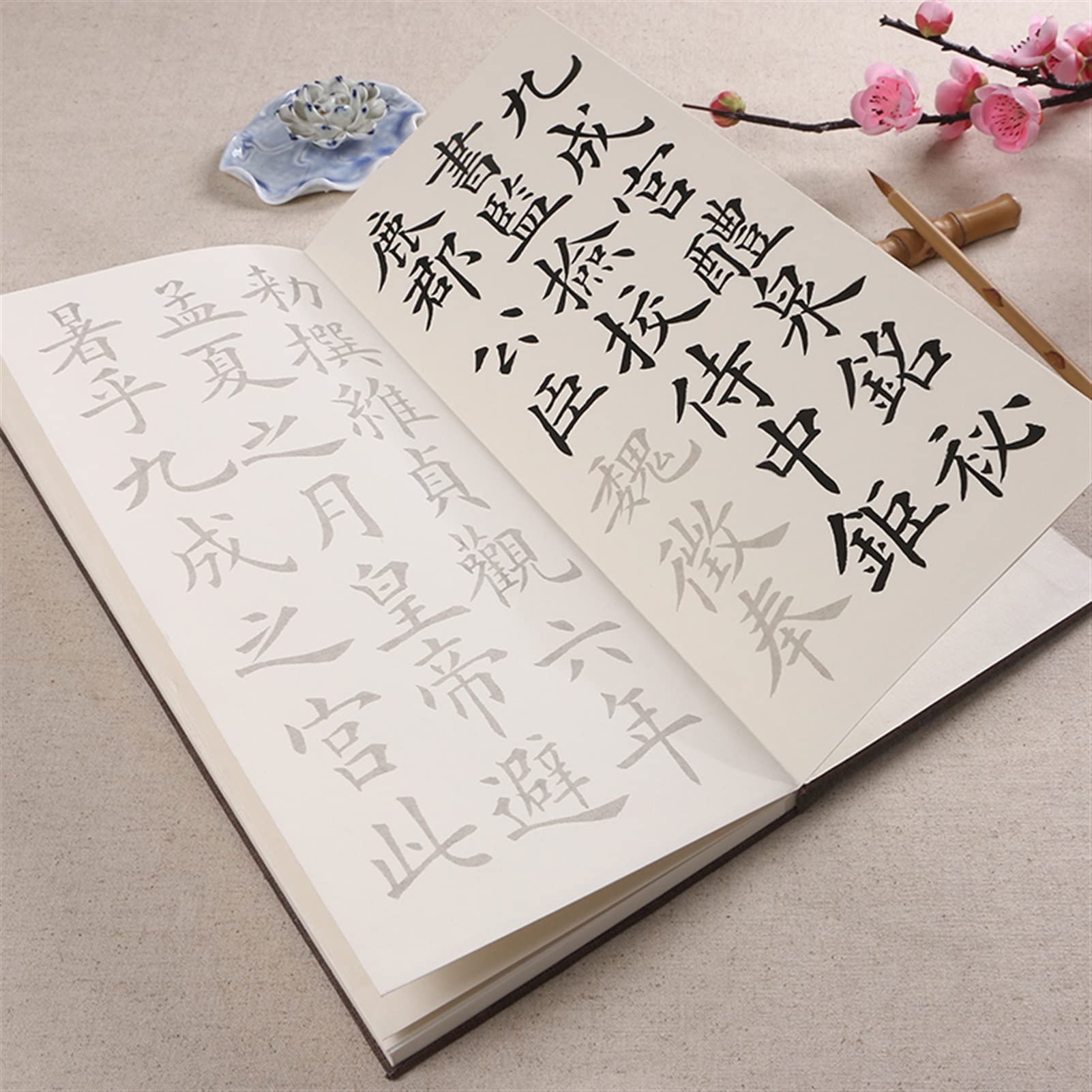 Magiczny zeszyt do ćwiczeń kaligrafii, Chinese Calligraphy Copybook Shu Fa Kai Shu,Imitating Facsimile Xuan Paper Tracing Paper Copy Book
