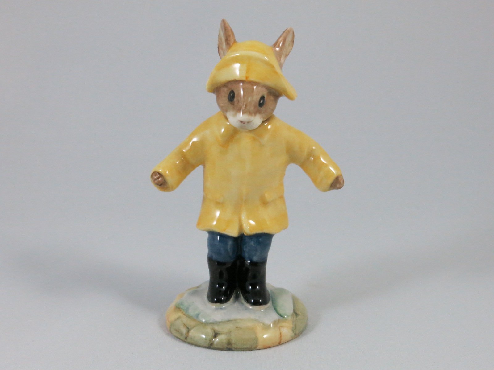 Royal Doulton Bunnykins RAINY DAY Made In England