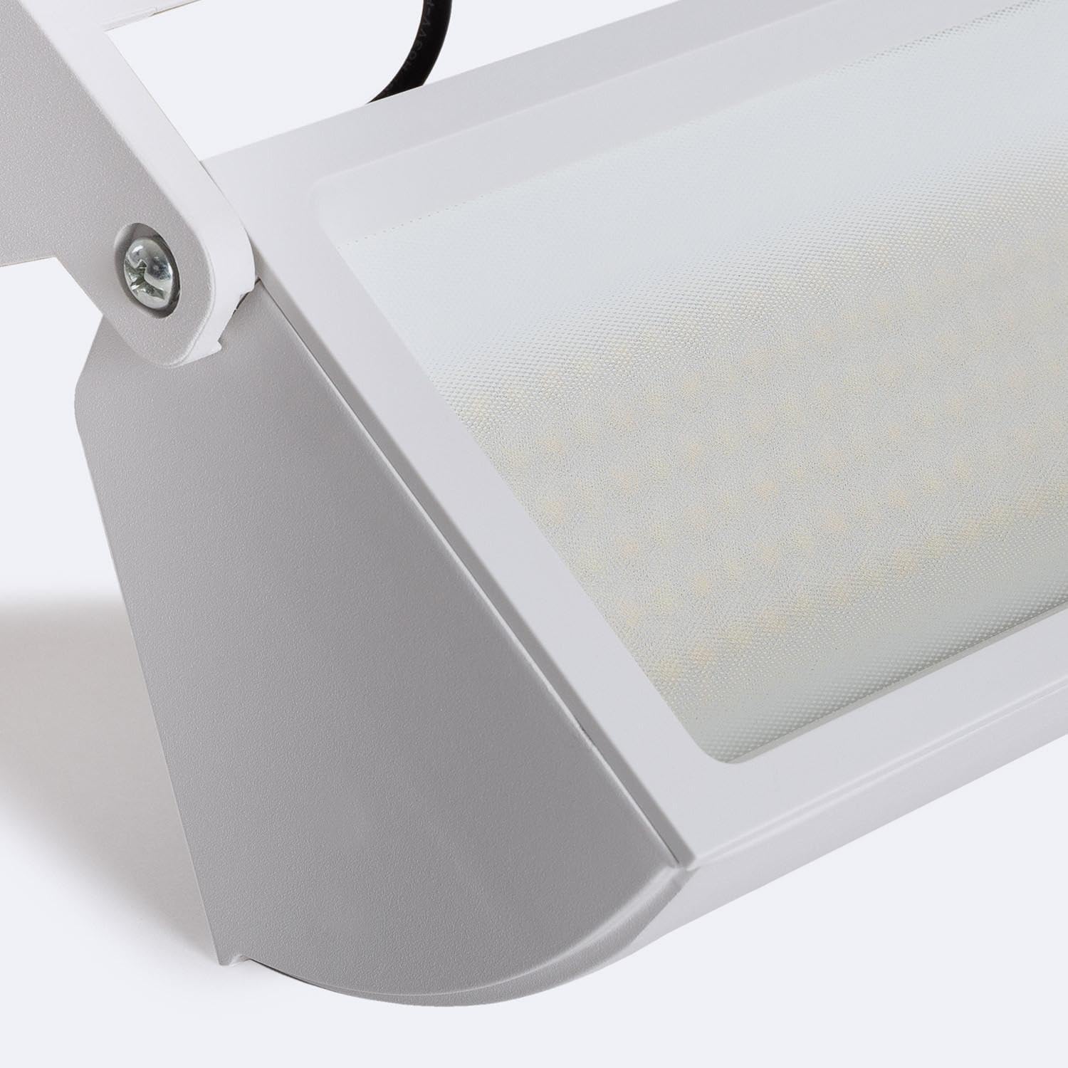 LEDKIA LIGHTING - LED-Strahler für 3-Phasenstromschiene | 38W Leistung | 4300 lm Lichtstrom | No Flicker | CRI 90+ | Flexibles Design, 6000K Kaltweiß, Aluminium