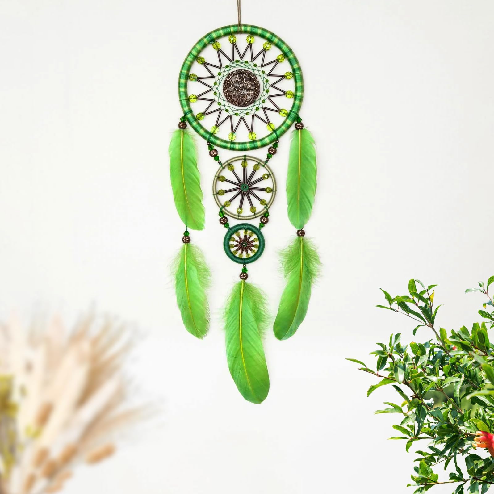Mbsomnus 600 Pcs Feathers for Crafting Green Feathers Natural Craft Feathers 5-12 cm Feathers for DIY Crafts Dream Catcher Earrings Headdress Hats Feather Flowers Wedding Party Holiday Decoration - Image 4