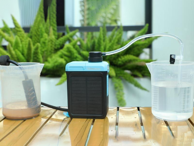 Amazon｜【防災士推奨・業界最新】Greeshow 携帯浄水器 電動・手動