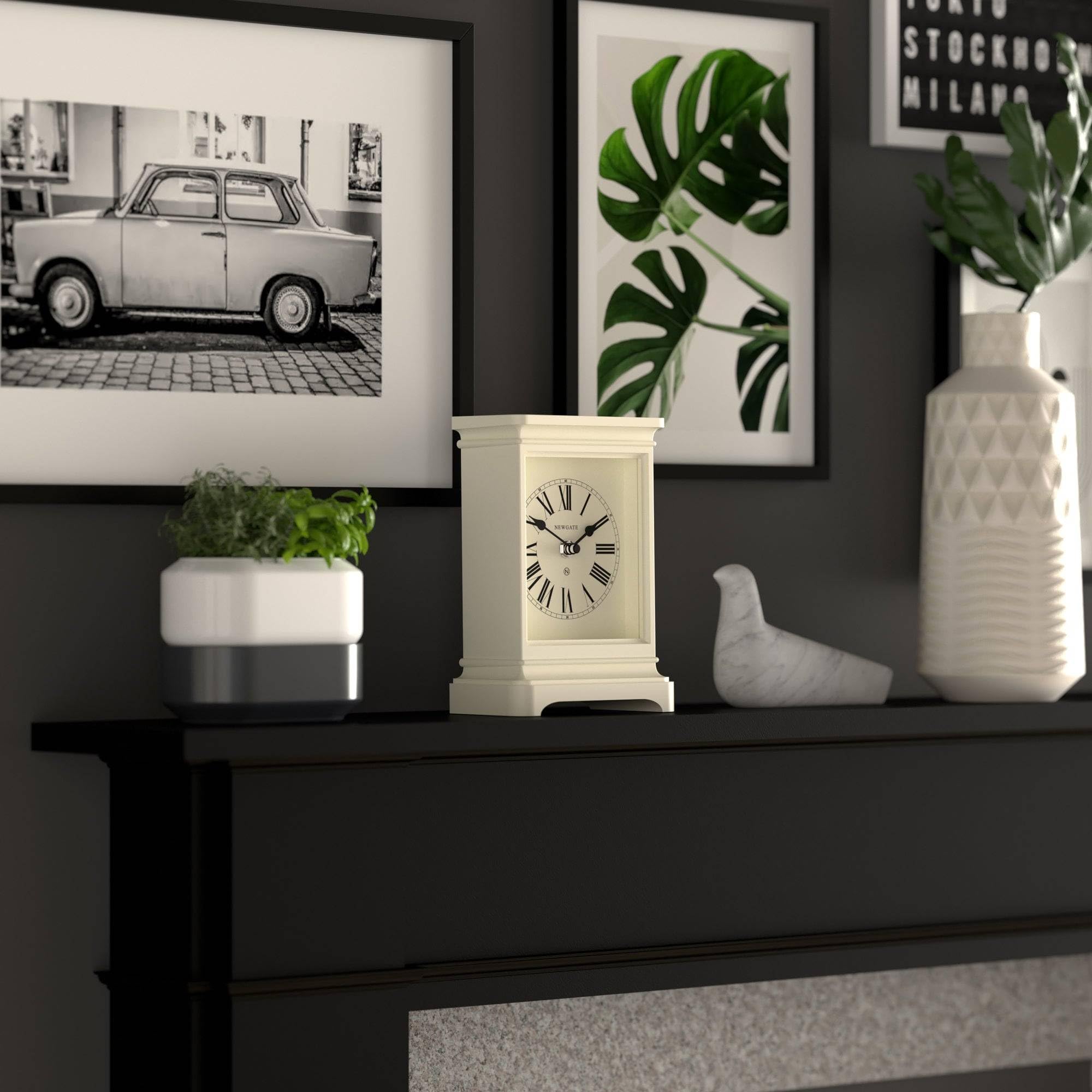 NEWGATE® Time Lord Kaminsimsuhr | Klassisches wagenuhr-Design | Helle Creme | Römische Zahlen | Zeitgenössischer klassischer Stil für Schreibtisch, tischplatte, Regal oder nachttisch