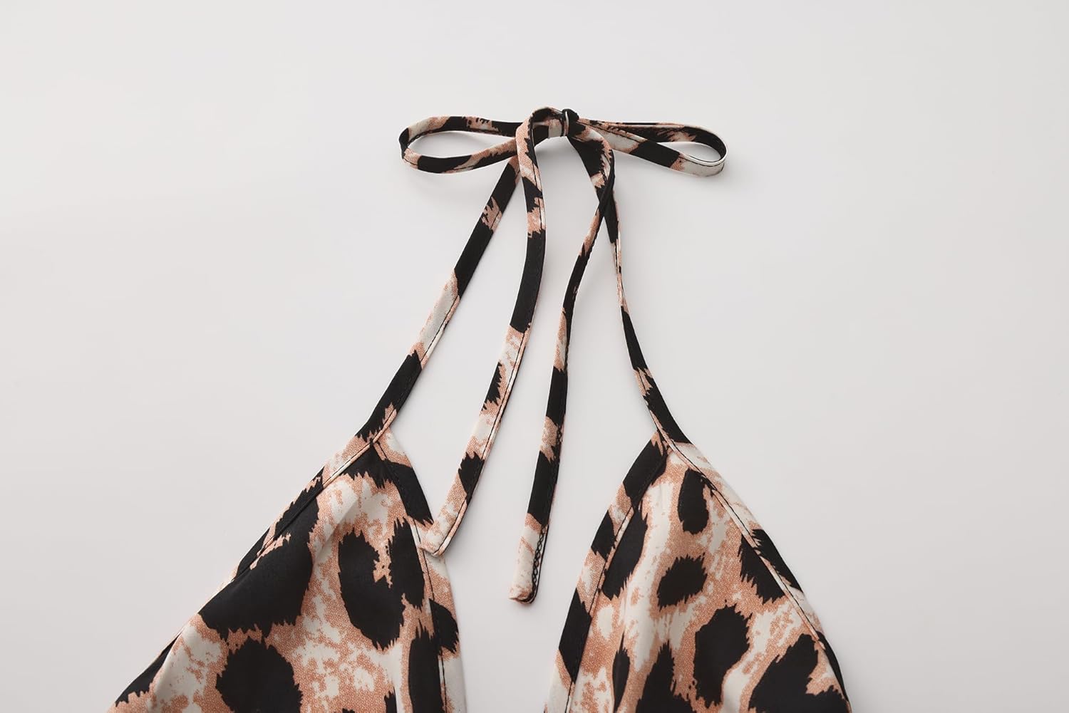 Women's Y2K Cute Summer Leopard Print Halter Top Sexy Tie Front Backless Ruffle Beach Crop Going Out Tops for Women - Image 2