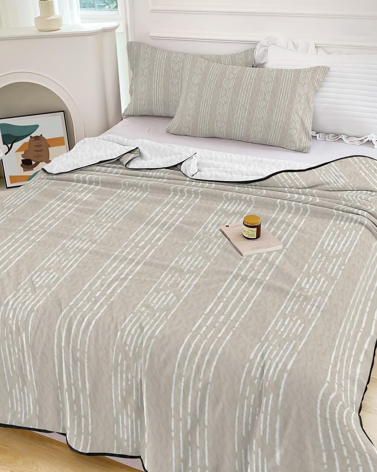 Queen Size Quilt Set, Vintage Bohemian Stripes Lightweight Bedspread Coverlet Set Soft Microfiber Summer Quilt with 2 Pillow Shams, Orange and Grey 3 Piece Comforter Bedding Set