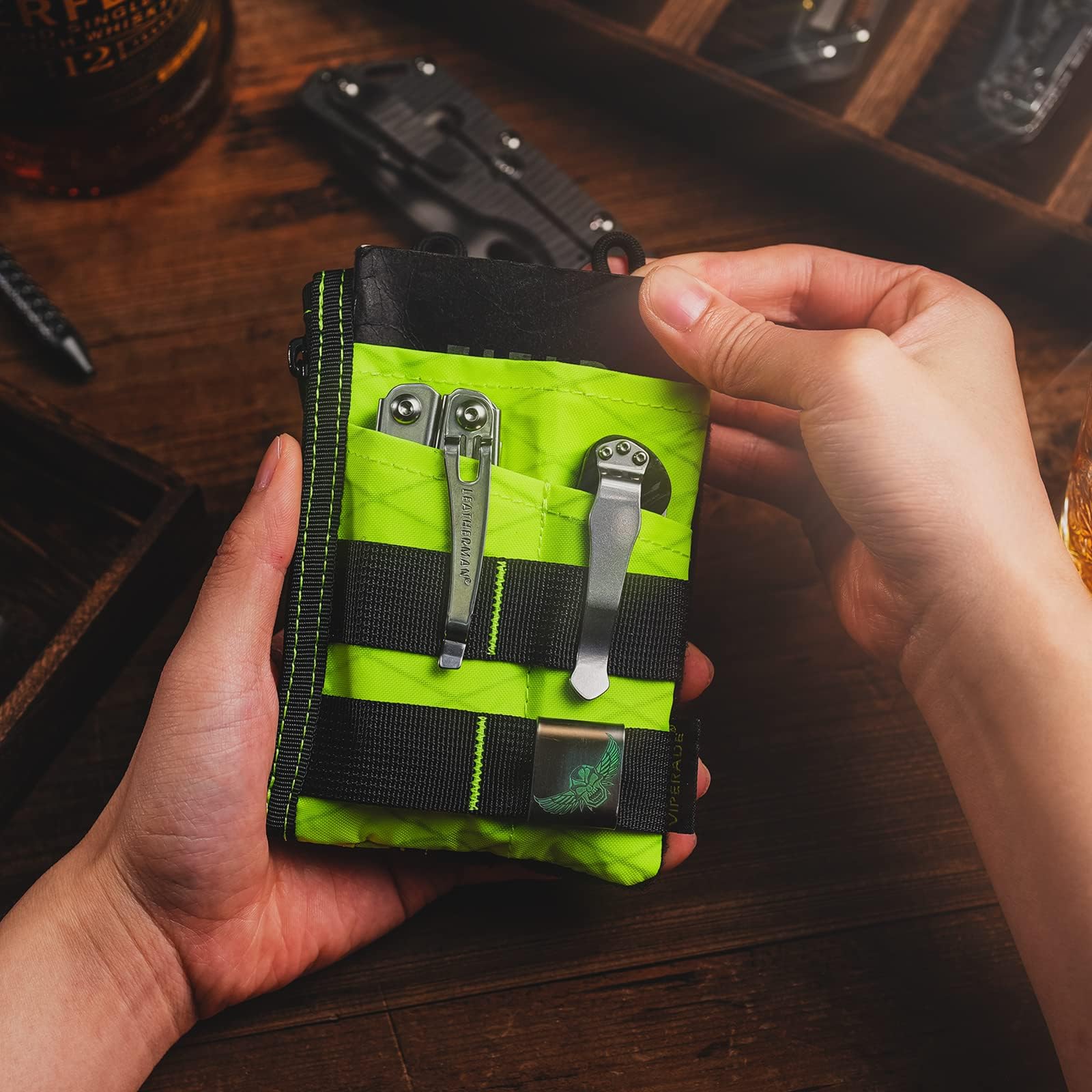VIPERADE VE18 kleine EDC-gereedschapsorganizer, veelzijdige tas met 6 vakken, EDC herenorganizer, mini-zaktas met klittenband, multi-toolorganizer (Kaki