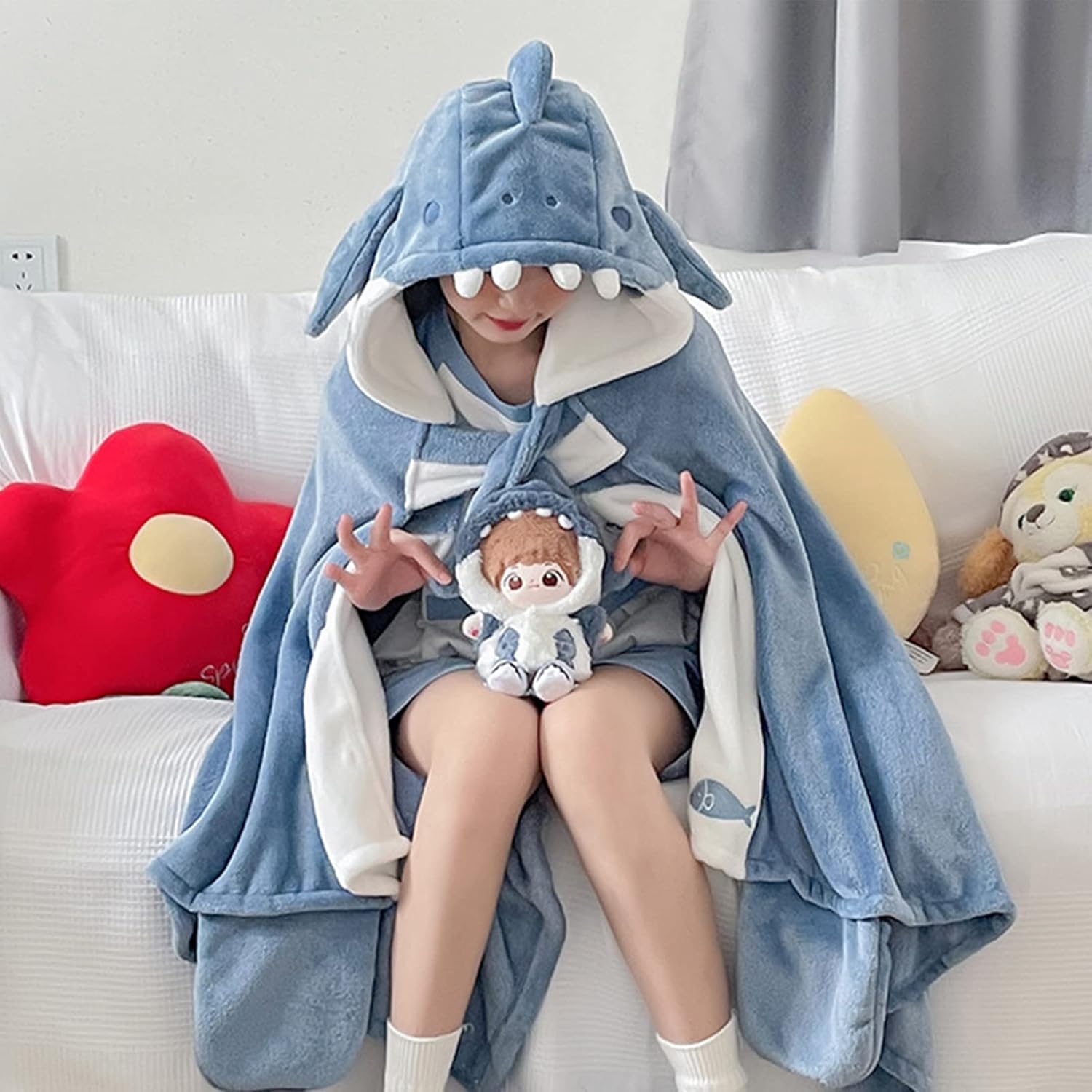 Shark Blanket Hoodie Adult Wearable Blanket Super Soft Cozy Shark Shawl Cape Type Hooded Robe Air Conditioning Blanket Nap Pajamas, Free Size,E