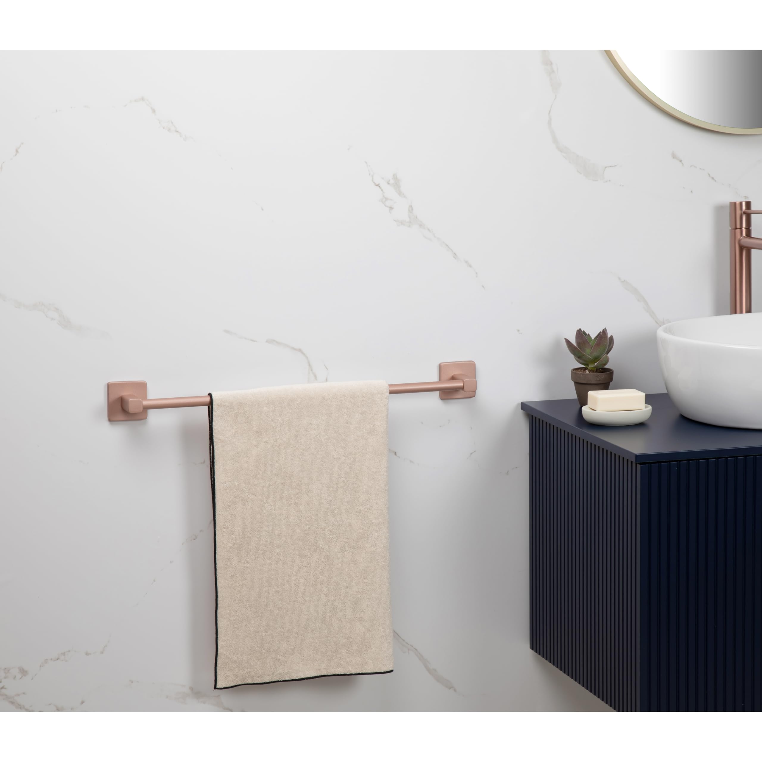 TATAY Portasciugamani Kalo 100% Inossidabile Finitura Opaca ed Elegante | Portasciugamani Bagno | Misure 6x6,5x60 cm | Installazione Senza Fori | Finitura Opaca Moderna | Resistenza 10 kg, Rosa