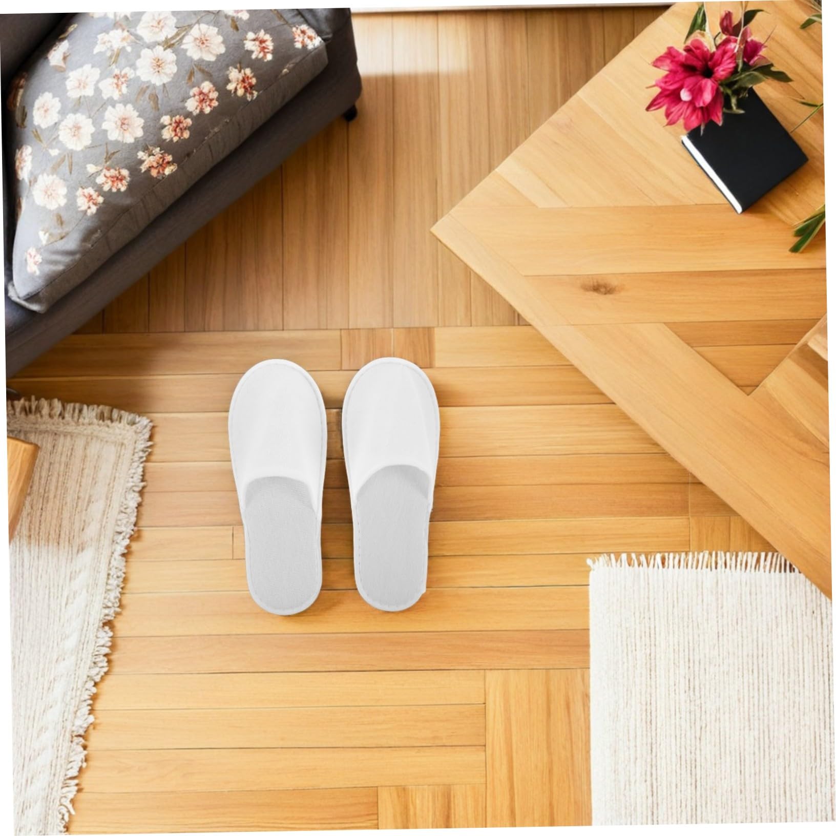 Mipcase 28 Pares Zapatillas Desechables Unisex Antideslizantes con Puntera Cerrada y Suela Acolchada de EVA Cómodas y Gruesas para Hotel Spa Viajes Bodas y Uso Doméstico Paquete