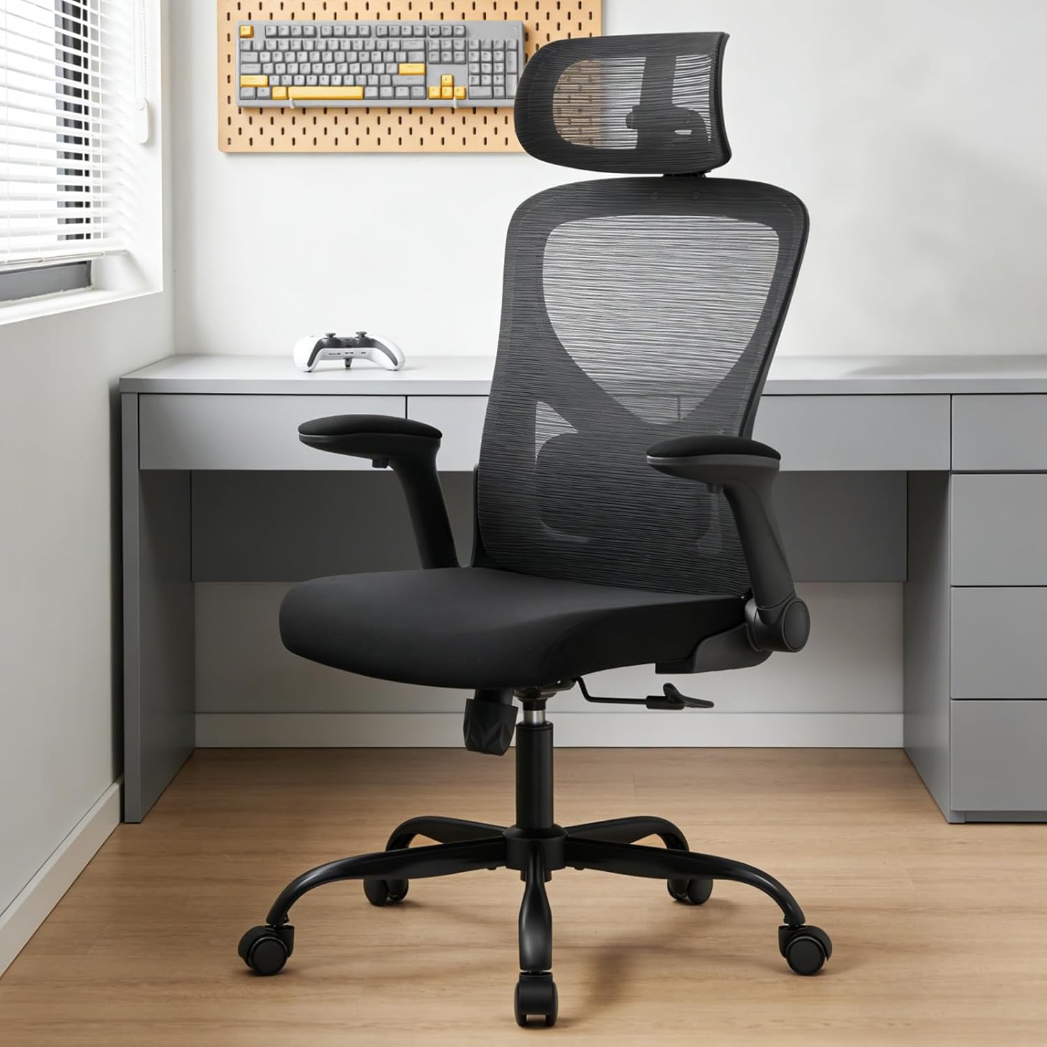 Office Chair,Ergonomic Office Desk Chair with 2D Adjustable Lumbar Support,3D Headrest,2D Arms,330LBS High Back Mesh Computer Home Office Chairs Rolling Tilting Swivel Executive Chairs Black
