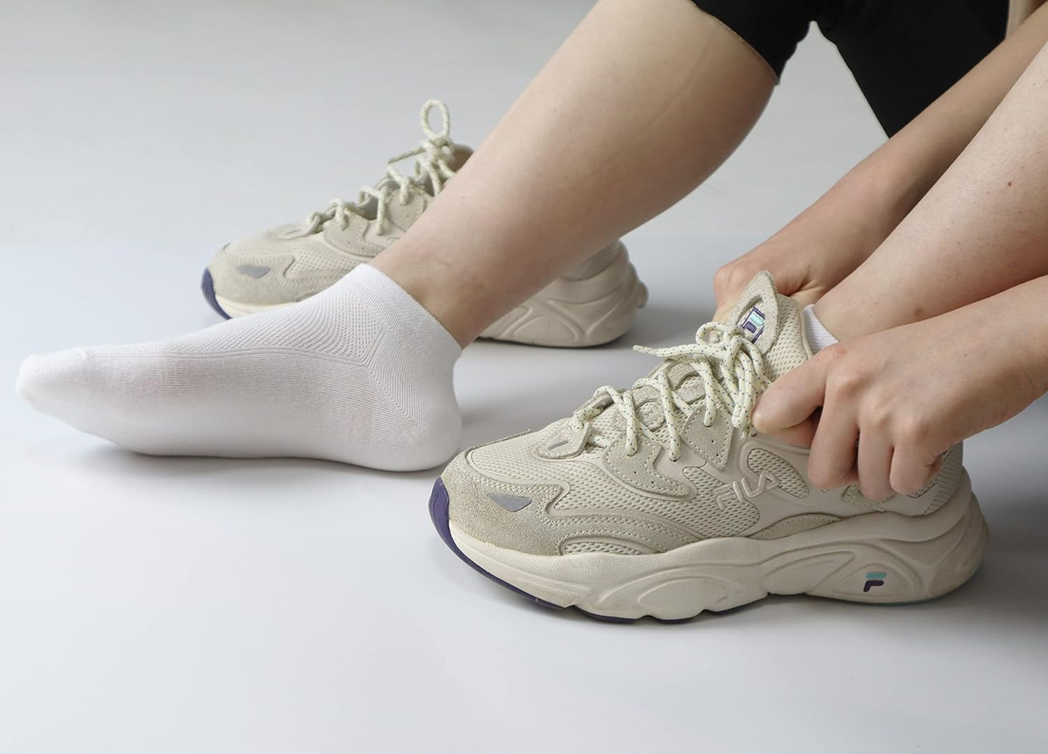 SERISIMPLE Ultra-Thin Comfort Viscose Bamboo Mesh Ankle Socks for Women -Breathable Lightweight Low-Cut Socks 5 Pairs - Image 2