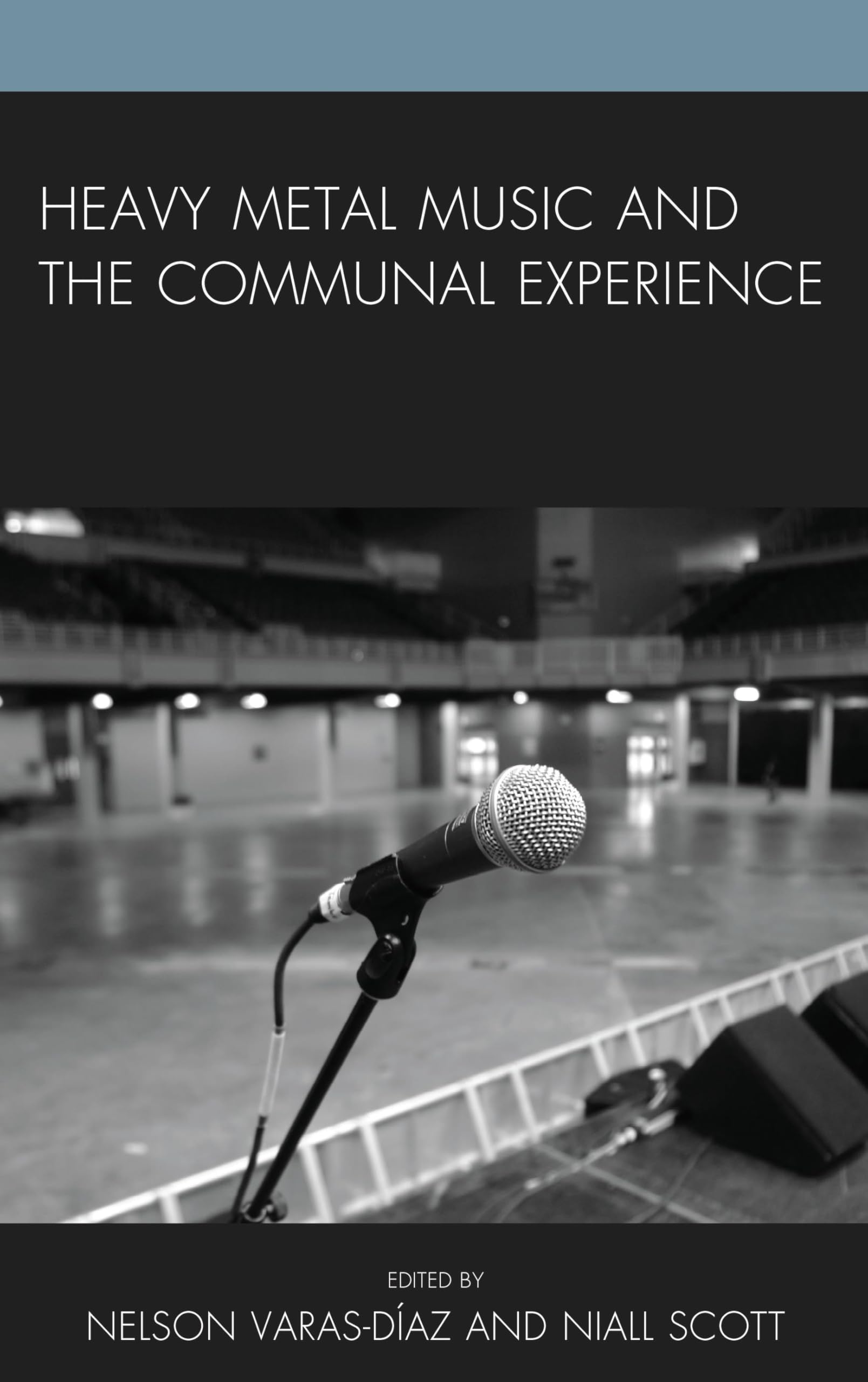 Heavy metal music book on communal experience English edition