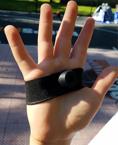 Miniatura 6 de HOOPSKING Juego de 2 ayudas para entrenamiento de baloncesto para regates y disparos, mantén la pelota fuera de tu palma, captura de fútbol