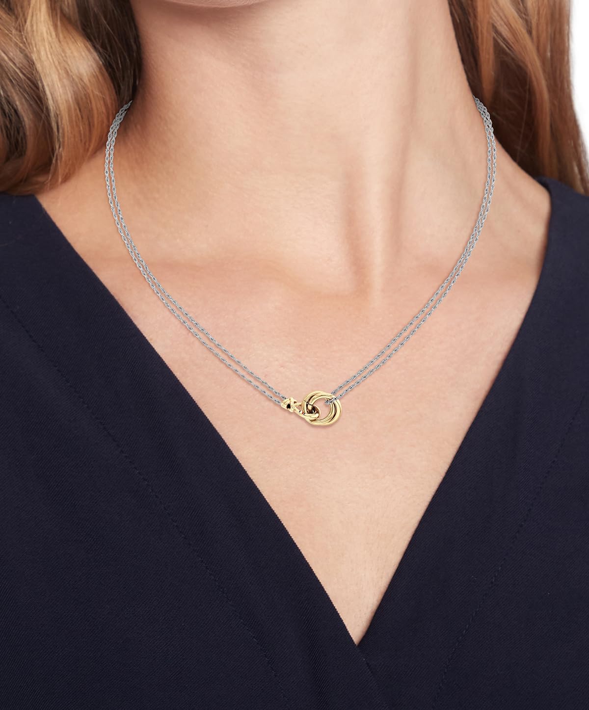 Tommy Hilfiger Jewelry Pulsera o Collar de Doble Cadena para Mujer, o Pendientes en Acero Inoxidable con Nudo Marinero – Disponible en Plateado, Dorado o Bicolor