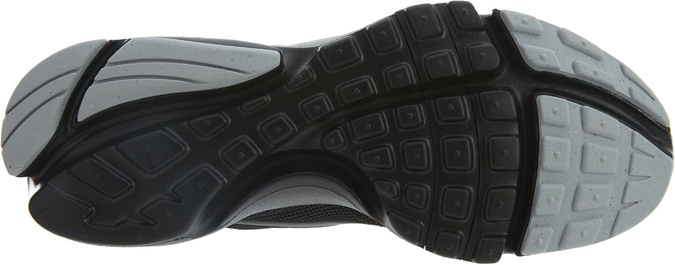 presto fly black white