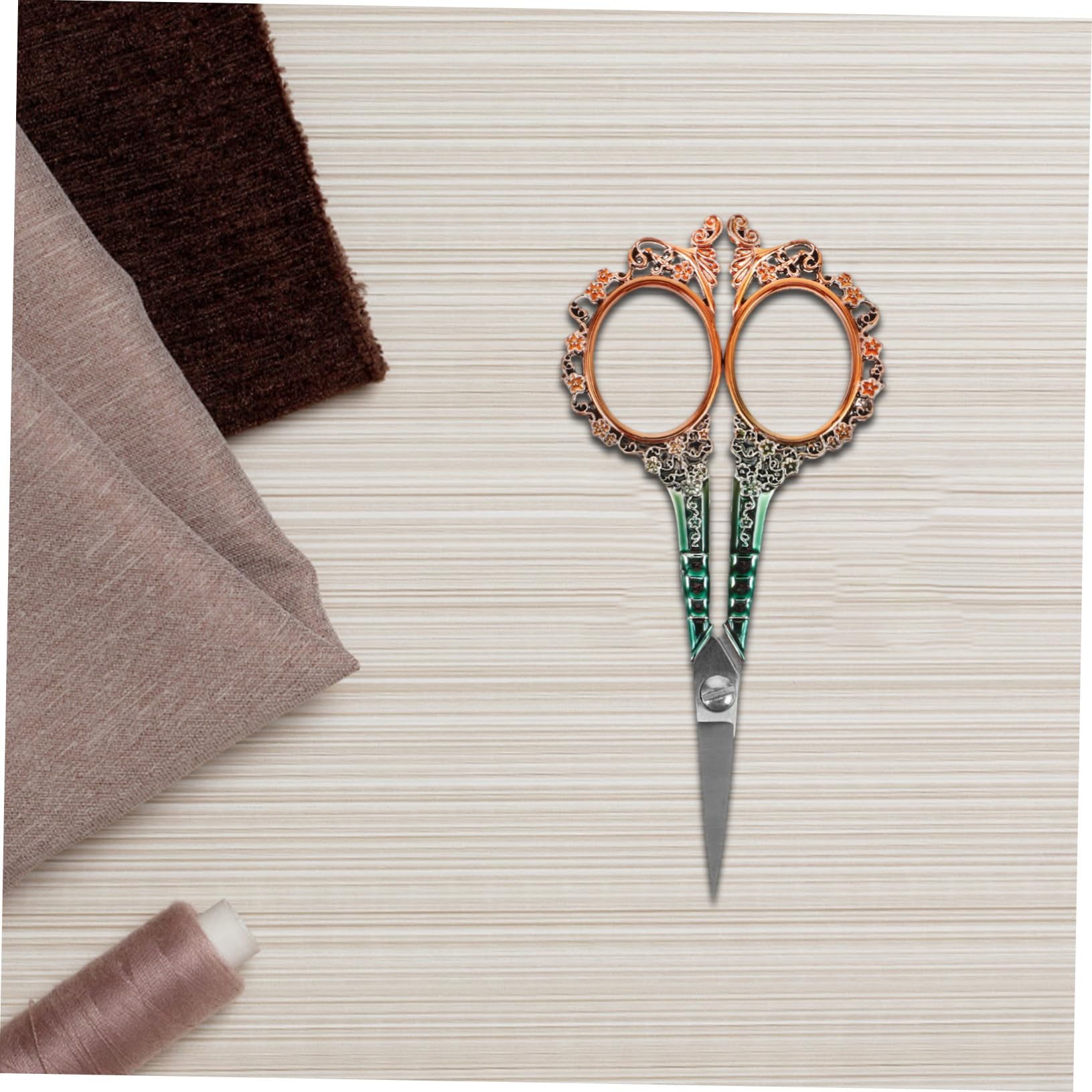 Angoily 4 Pezzi Forbice da Ricamo Vintage in Acciaio Inossidabile per Cucito Fai da Te Piccola Forbice per Tessuti con Ergonomico Design per Ufficio Casa