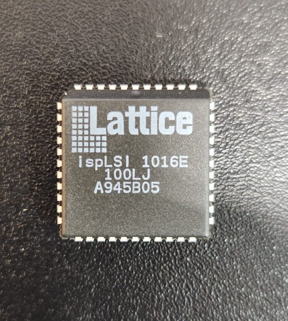 (1 PC) ispLSI1016E-100LJ Lattice