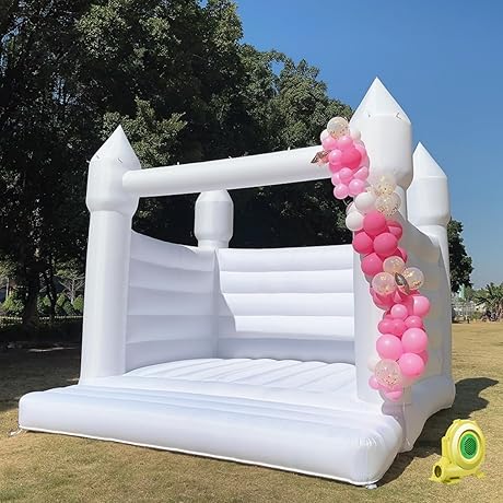 White Castle Bounce House: A Spacious Joy Room