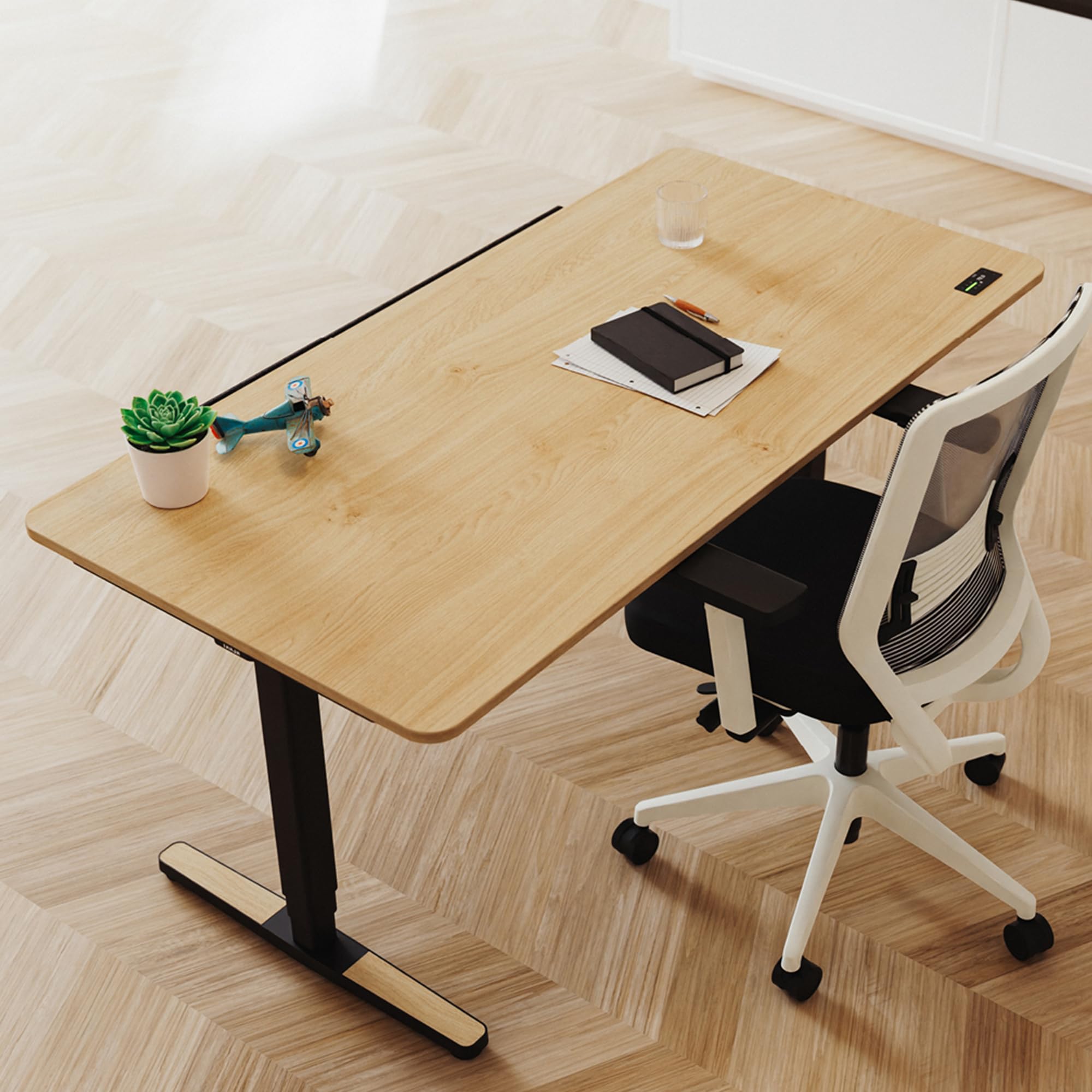 Yaasa Desk Pro 180x80cm, Schreibtisch höhenverstellbar für Büro Homeoffice | Abgerundete Tischplatte mit integriertem ErgoTouch-Handschalter: 9 Memory-Positionen, Automatikfahrt, Schreibtisch für Büro