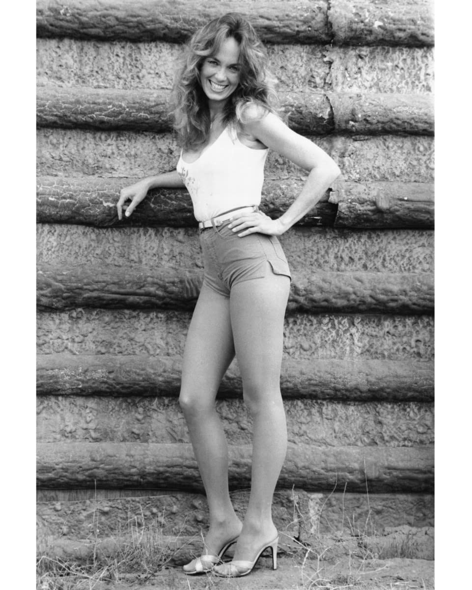 The Dukes of Hazzard (TV) Catherine Bach Daisy Duke 10x8 Photo