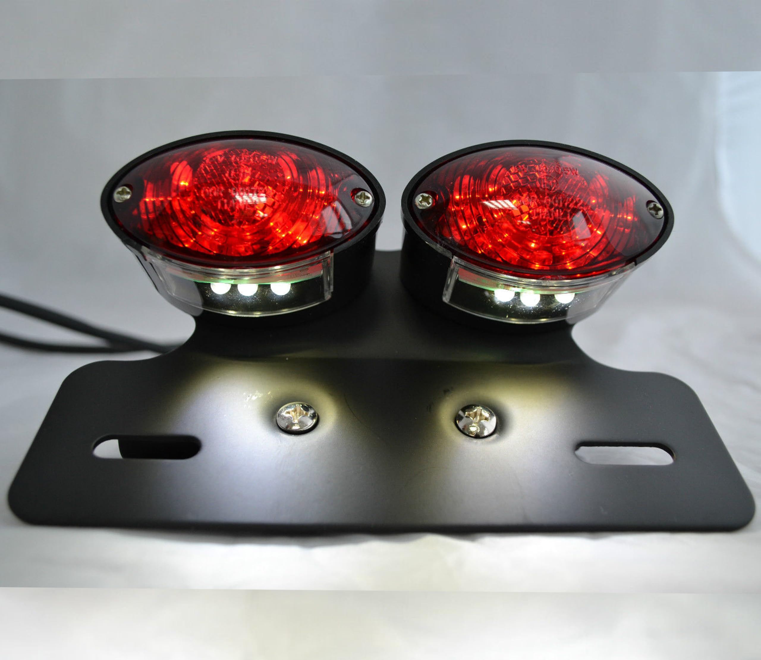 Moto LED Posteriore Luce Stop Posteriore con Supporto Fornito con Rosso e Lente Trasparente