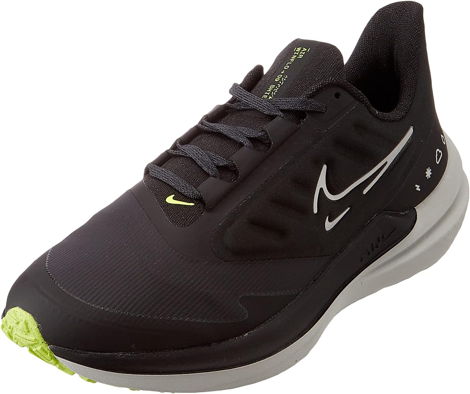 NIKEWomen's Air Winflo 9 Shield Sneaker