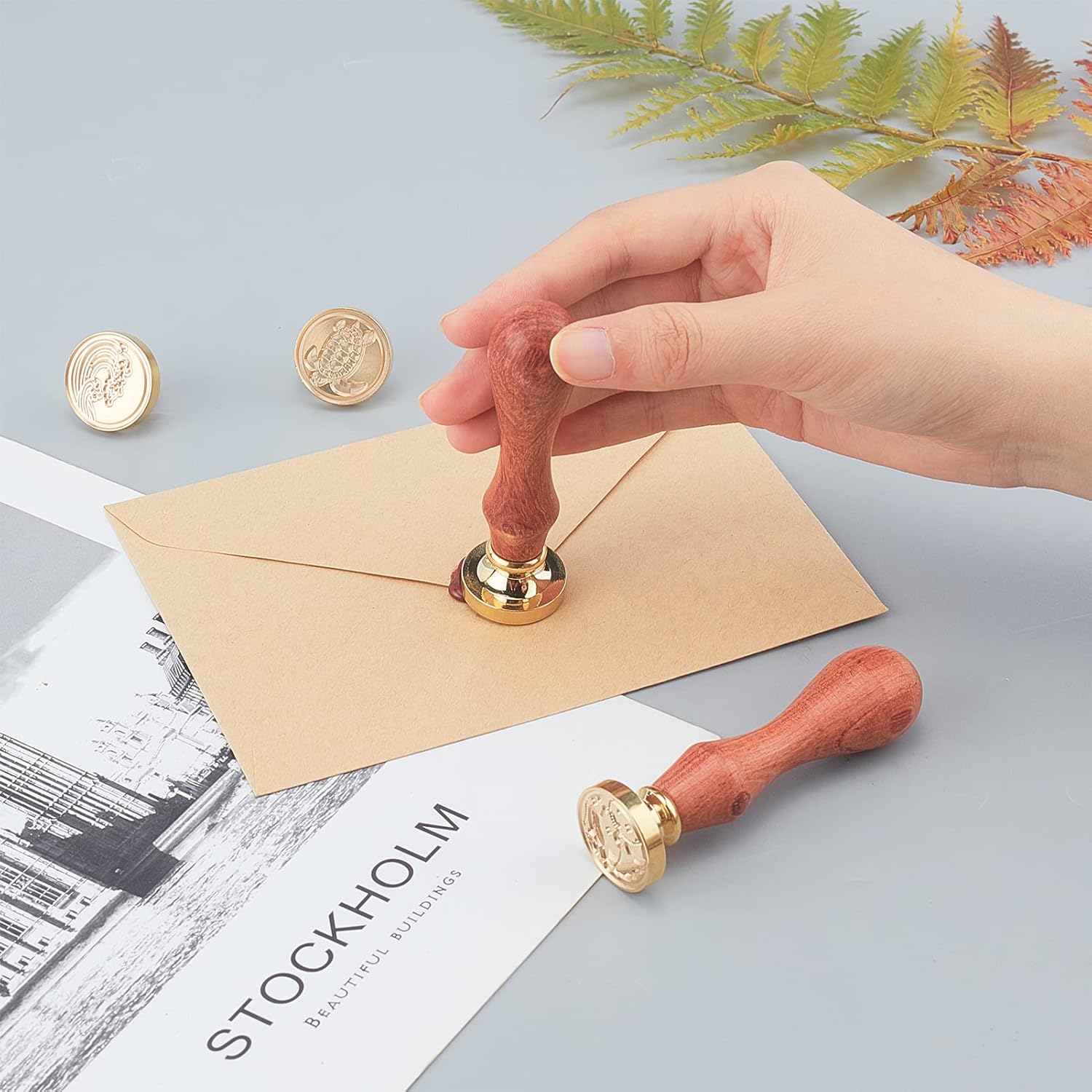 CRASPIRE 10Pcs/Box Ocean Sea Animal Wax Seal Stamp Kit Whale Seahorse Turtle Shell 25mm Brass Sealing Stamps Removable Heads 2Pcs Wood Handles for DIY Scrapbooking Invitation Gift WrapWine Envelopes