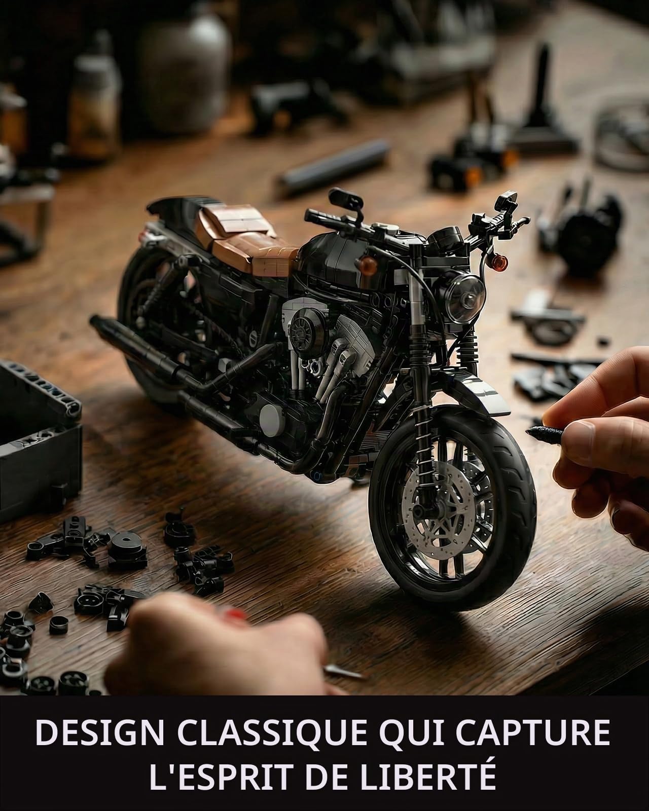 Nifeliz IRON 83 Moto Kit De Construction Pour Adultes, Moto Maquette Pour Construction et Exposition, Cadeau Collectionner (827 Pièces, NF10342)