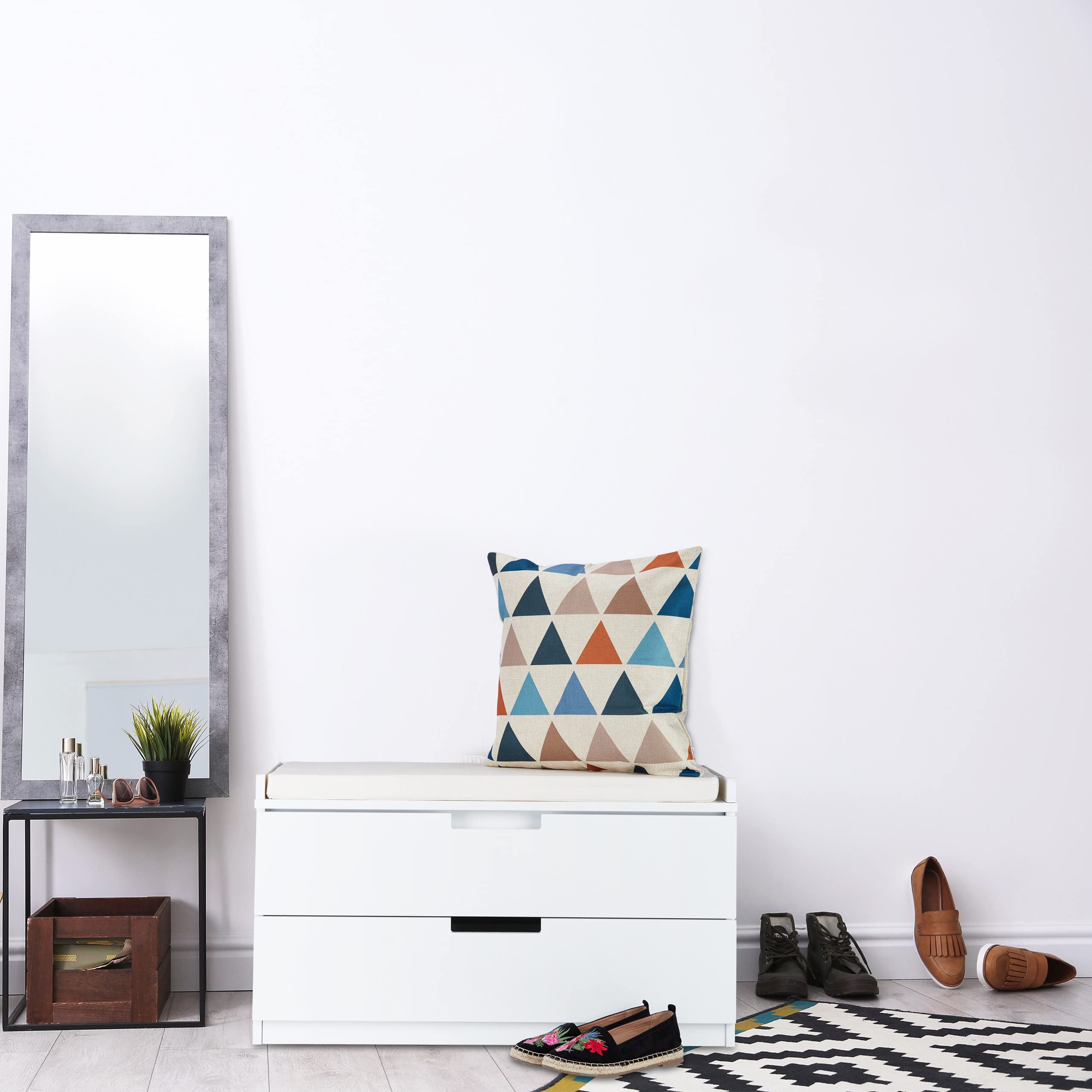Relaxdays Mobiletto, Panca con 2 Cassetti, Stile Retrò, Imbottitura per Sedersi, HLP: 45 x 80 x 36 cm, Bianco