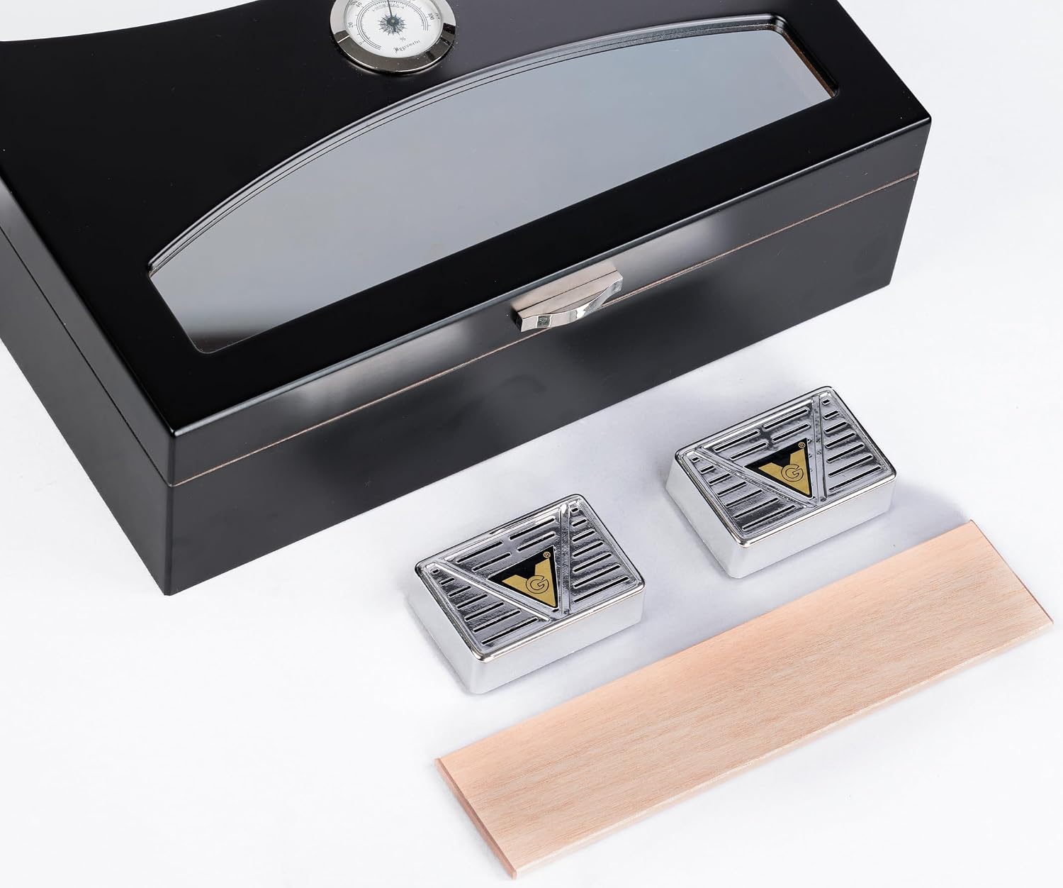 Prestige Import Group Delano Contemporary Italian Design Cigar Humidor with UV Glass Top - Holds Up to 100 Capacity - Color: Black