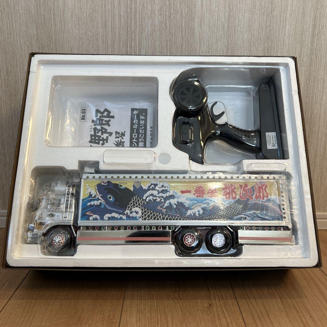 Amazon.co.jp: 1 32 RCトラック野郎 No.3 望郷一番星 ラジコン : おもちゃ