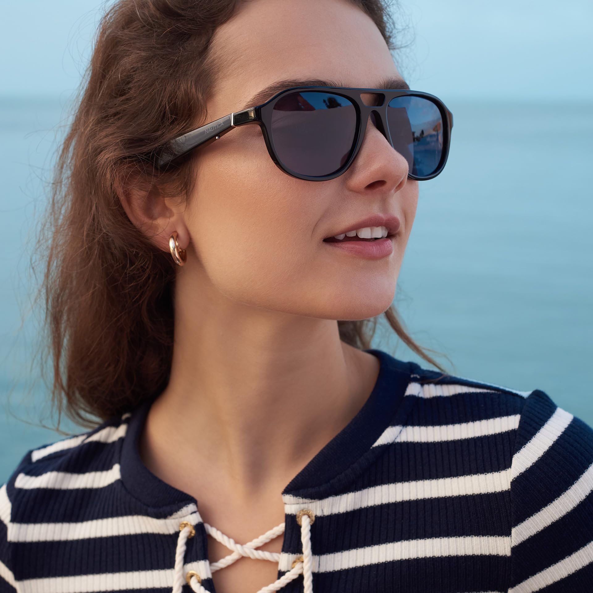 Lucyd - Collezione Nautica - Occhiali Intelligenti Uomo e Donna - Occhiali Intelligenti Wireless con Altoparlanti Aperti e Microfono