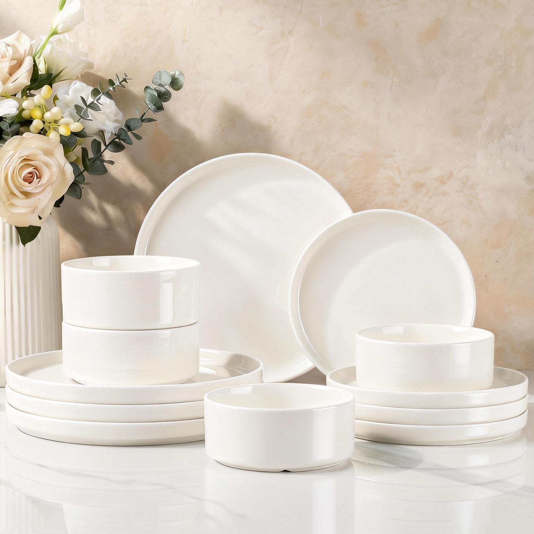 Richmount Porcelaine Service 12 pièces pour 4, assiettes et bols, blanc | Service de vaisselle, assiettes au design moderne, service de table à bord relevé, compatible micro-ondes et lave-vaisselle