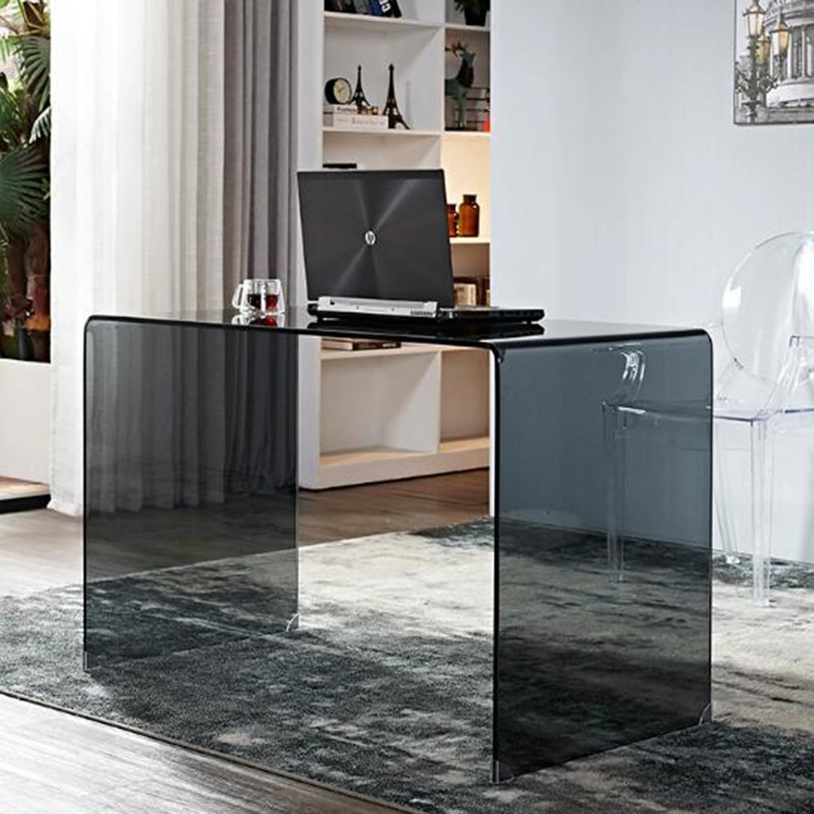黒のガラスオシャレなデスクを入荷致しました！ ブラックがカッコいい 