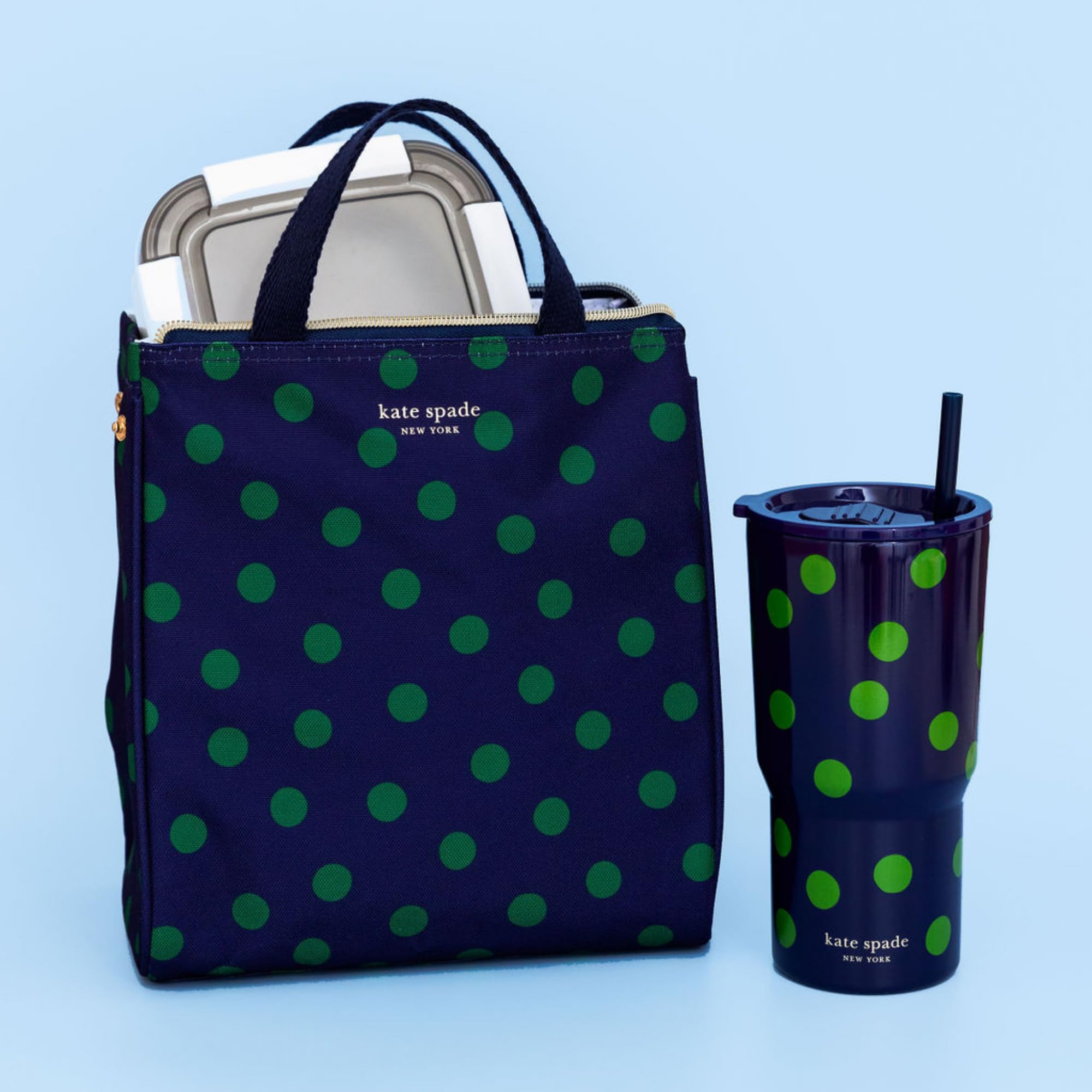 kate spade new york Bolsa de almuerzo portátil suave y térmica con forro interior aislado y bolsillo de almacenamiento, bolsa de almuerzo para mujer, diseño de lunares soneto