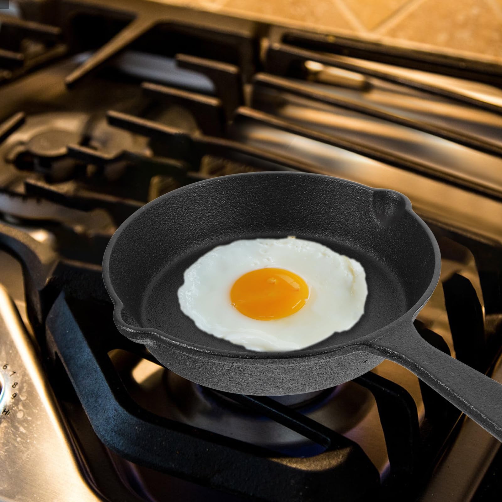UKCOCO Kleiner Gleichmäßige Wärmeverteilung mit Antihaftbeschichtung Eierpfanne Gusseiserne Kompakte Bratpfanne aus Eisen für Frühstück und Kleine Portionen