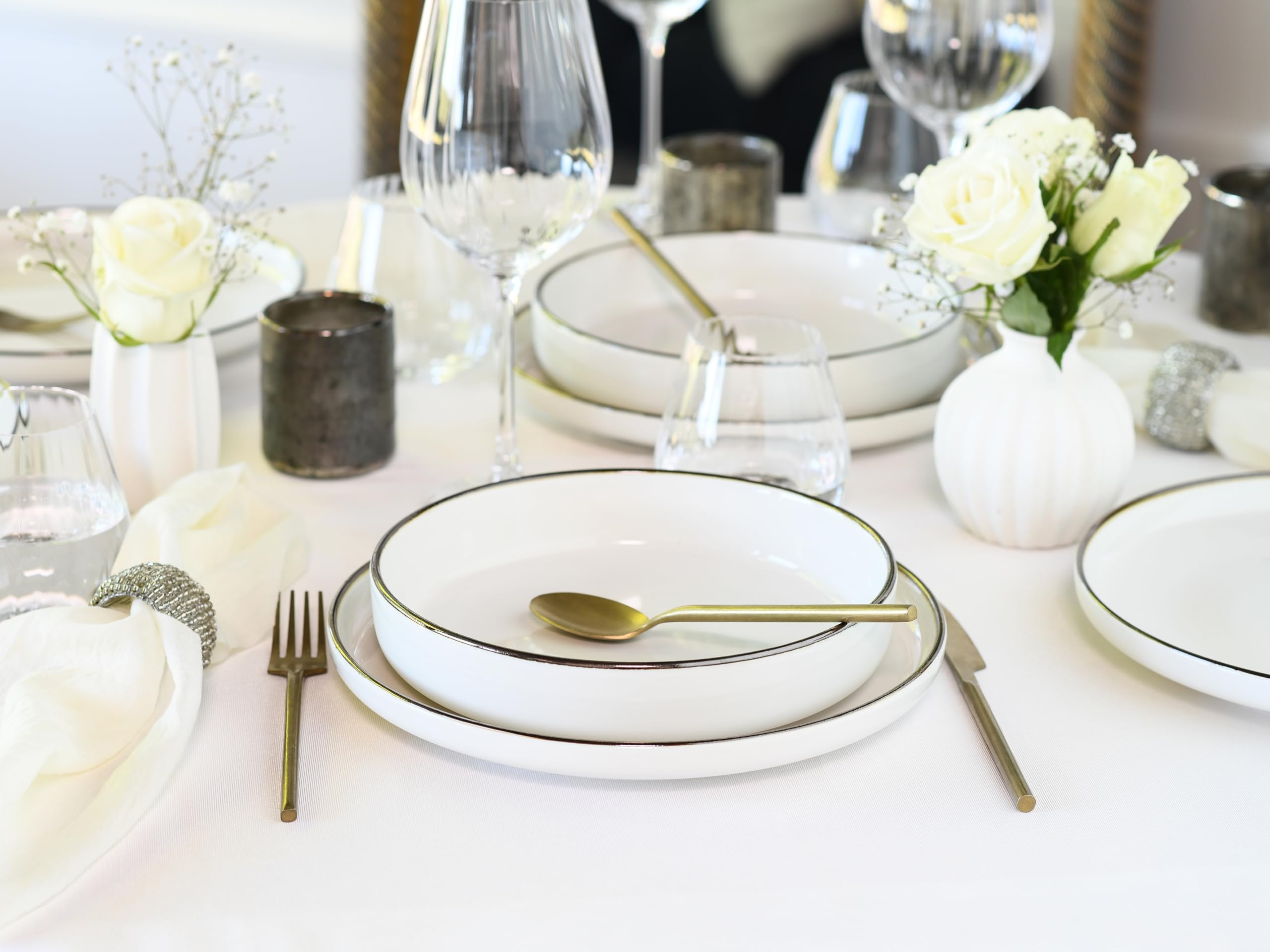 CreaTable, 24793, seria Nordic Festive Creme, 12-częściowy zestaw naczyń dla 6 osób, zastawa stołowa z kamionki, nadaje się do mycia w zmywarce i używania w kuchence mikrofalowej, wysokiej jakości