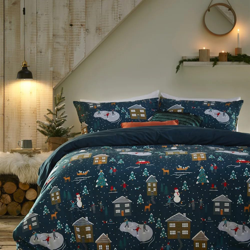 Furn Unisex Navy Winter Pines Pyjama Fleece Festive Duvet Cover Set In Single